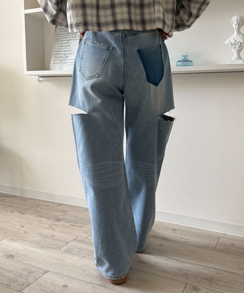 WEGO（ウィゴー）の「WEGO/サイドカットデニムストレートパンツ（デニムパンツ・レディース・スミクロ/ライトインディゴブルー/ブラック系その他・MEDIUM/SMALL）」の13枚目の写真