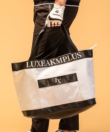 LUXEAKMPLUS（リュクスエイケイエムプラス）の「LUXEAKMPLUS(リュクスエイケイエムプラス)ゴルフ ロゴ刺繍 ワイドトートバック（トートバッグ）」