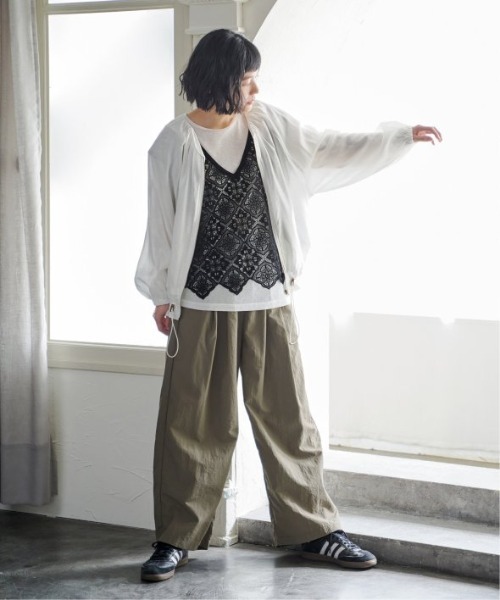 LBC(エルビーシー)の「シアーヘムドロストブルゾン(ブルゾン・レディース・ブラック/ホワイト・M/L)」の7枚目の写真