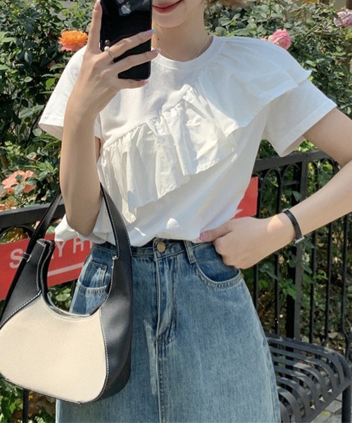Lace Ladies(レースレディース)の「異素材 ラッフルフリル クルーネック 半袖 Tシャツ(Tシャツ/カットソー・レディース・ホワイト・M/XL)」の4枚目の写真