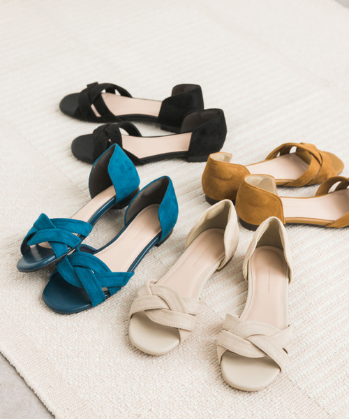 URBAN RESEARCH DOORS（アーバンリサーチドアーズ）の「『一部WEB限定カラー』セパレートフラットサンダル（サンダル・レディース・キャメル/ブルー/ブラック/ライトベージュ・36/37/38）」の12枚目の写真