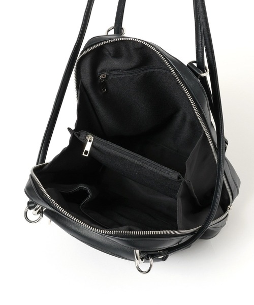 BAYFLOW（ベイフロー）の「[小ぶりでも収納力抜群]フェイクレザー2WAYリュック（バックパック/リュック・レディース・ブラック/サックスブルー・FREE）」の17枚目の写真