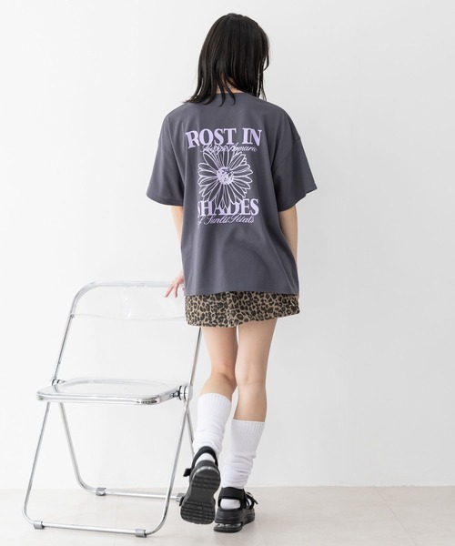 repipi armario（レピピ アルマリオ）の「チョベリグルーズTEE（Tシャツ/カットソー・キッズ・イエロー/ブラック系3/ホワイト系2/ホワイト系1/ブラック系1/ブラック系2/ホワイト系3/ピンク/サックスブルー/ブラック系4/ブラック系5/ホワイト系4/ホワイト系5/ホワイト系6/イエロー系2/ピンク系2・LARGE/MEDIUM/SMALL）」の20枚目の写真