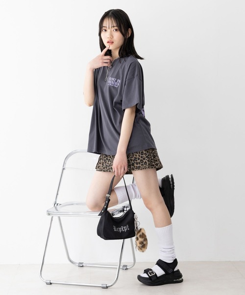 repipi armario（レピピ アルマリオ）の「チョベリグルーズTEE（Tシャツ/カットソー・キッズ・イエロー/ブラック系3/ホワイト系2/ホワイト系1/ブラック系1/ブラック系2/ホワイト系3/ピンク/サックスブルー/ブラック系4/ブラック系5/ホワイト系4/ホワイト系5/ホワイト系6/イエロー系2/ピンク系2・LARGE/MEDIUM/SMALL）」の21枚目の写真