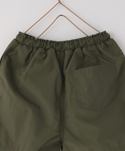 LOWRYS FARM（ローリーズファーム）の「ユニセットＵＰＳＷＩＭ　 323895（水着・キッズ・カーキ/ブルー/パープル・150cm/140cm/130cm/120cm/110cm）」の15枚目の写真