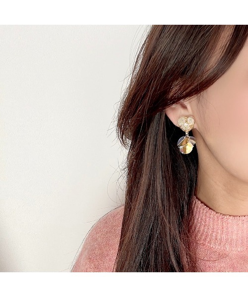 tone(トーン)の「【S.coeuf】【S.coeuf】金属アレルギー対応イヤリング ハート×スパンコール(MA)(イヤリング・レディース・シルバー/ホワイト・FREE)」の5枚目の写真
