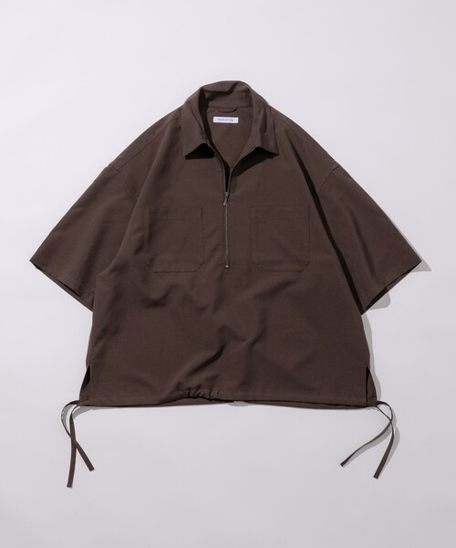 FREAK'S STORE（フリークスストア）の「FREAK’S STORE/フリークスストア Reflax 機能性素材 リラックスフィット ハーフジップシャツ ショートスリーブ/吸水速乾/イージーケア/UVカット/接触冷感/エコ素材/ストレッチ（シャツ/ブラウス・メンズ・チャコールグレー/ブラック/オフホワイト/ブラウン・MEDIUM/LARGE/SMALL）」の15枚目の写真