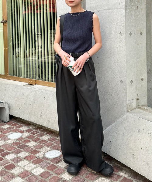 feepur（フェピュール）の「【ハンドウォッシャブル】フリンジノースリニット（タンクトップ・レディース・ブラウン/オフホワイト/ネイビー・MEDIUM）」の9枚目の写真