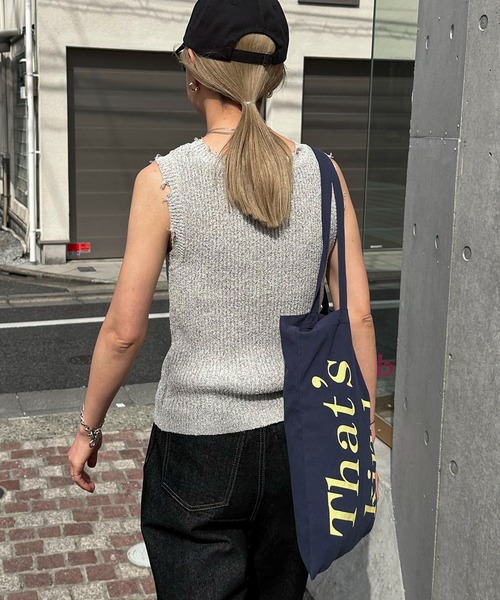 feepur（フェピュール）の「【ハンドウォッシャブル】フリンジノースリニット（タンクトップ・レディース・ブラウン/オフホワイト/ネイビー・MEDIUM）」の7枚目の写真