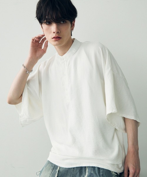 Shoowtime(ショウタイム)の「Over size wide sleeve tops / オーバーサイズワイドスリーブノーカラー ヘンリーネック トップス(Tシャツ/カットソー・メンズ・ホワイト/ブラック・LARGE/MEDIUM/SMALL)」の9枚目の写真