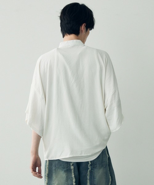 Shoowtime(ショウタイム)の「Over size wide sleeve tops / オーバーサイズワイドスリーブノーカラー ヘンリーネック トップス(Tシャツ/カットソー・メンズ・ホワイト/ブラック・LARGE/MEDIUM/SMALL)」の12枚目の写真