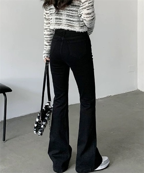 Dream garden(ドリームガーデン)の「ストレッチデニムフレアパンツ(デニムパンツ・レディース・ブラック・S/M/XL/2XL/L)」の15枚目の写真