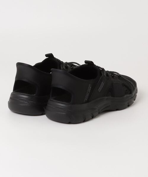 SKECHERS(スケッチャーズ)の「スケッチャーズ REVOLTED(サンダル・メンズ・ブラック・26.0cm/27.0cm/28.0cm/25.0cm)」の2枚目の写真