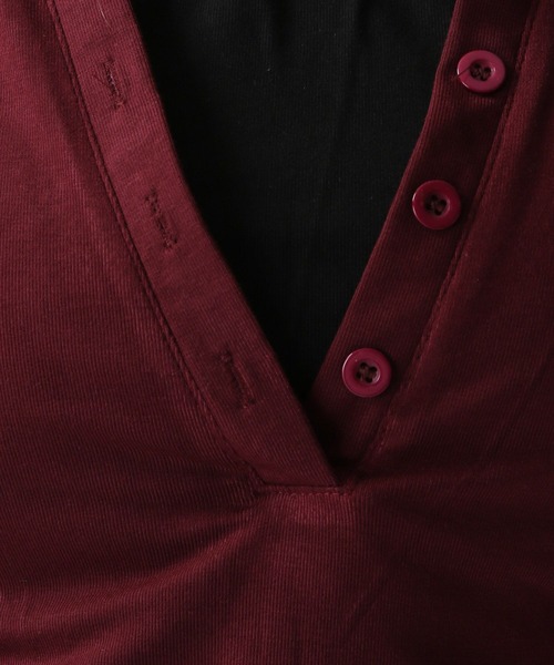 FOREVER 21(フォーエバー トゥエンティーワン)の「【2025SS】レイヤード風スキッパーTシャツ(Tシャツ/カットソー・レディース・ブラック/オフホワイト/レッド・FREE)」の4枚目の写真