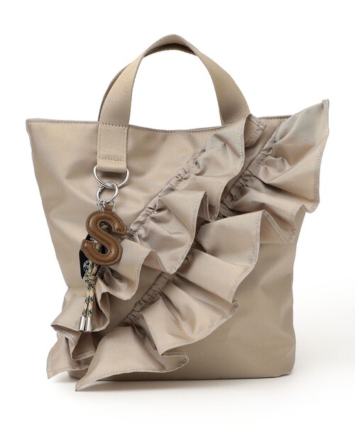 SHIPS（シップス）の「【WEB限定】チャーム 付き フリル トート（トートバッグ・レディース・ブラウン/ブラック/グレー/ベージュ・ONE SIZE）」の10枚目の写真