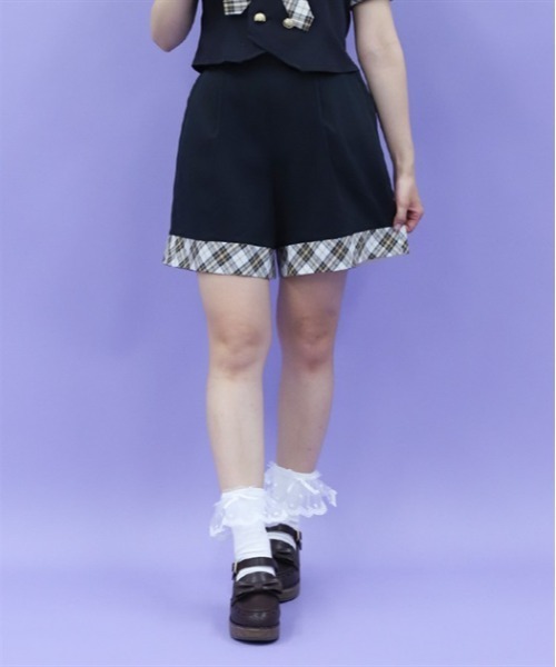 axes femme POETIQUE(アクシーズファムポエティック)の「バイカラーショートパンツ(その他パンツ・レディース・ブラック/ネイビー・MEDIUM)」の1枚目の写真