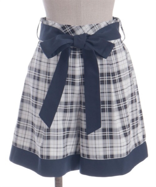 axes femme POETIQUE(アクシーズファムポエティック)の「バイカラーショートパンツ(その他パンツ・レディース・ブラック/ネイビー・MEDIUM)」の17枚目の写真