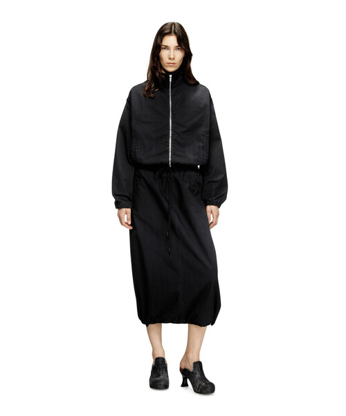 DIESEL(ディーゼル)の「ウィメンズ ジョグ スカート DE-OREN-C JOGG(デニムスカート・レディース・ブラック・LARGE/MEDIUM/SMALL/X-SMALL)」の3枚目の写真
