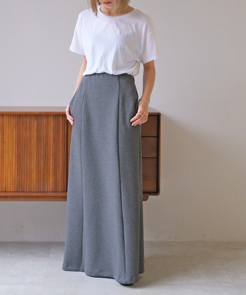 AKTE（アクテ）の「リラックスクルーネックTシャツ（Tシャツ/カットソー・レディース・ブラック/ライトベージュ/ベビーピンク/ホワイト・FREE）」の21枚目の写真