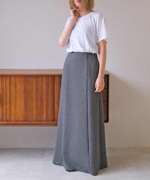 AKTE（アクテ）の「リラックスクルーネックTシャツ（Tシャツ/カットソー・レディース・ブラック/ライトベージュ/ベビーピンク/ホワイト・FREE）」の17枚目の写真