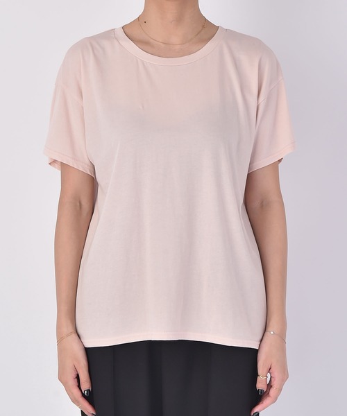 AKTE（アクテ）の「リラックスクルーネックTシャツ（Tシャツ/カットソー・レディース・ブラック/ライトベージュ/ベビーピンク/ホワイト・FREE）」の14枚目の写真