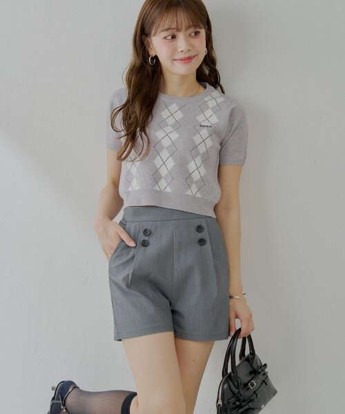 Chico（チコ）の「サイドボタンデザインショートパンツ（その他パンツ・レディース・ベージュ/ブラック系その他2/グレー・FREE）」の9枚目の写真