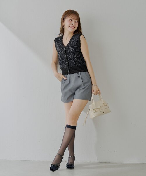 Chico（チコ）の「サイドボタンデザインショートパンツ（その他パンツ・レディース・ベージュ/ブラック系その他2/グレー・FREE）」の21枚目の写真