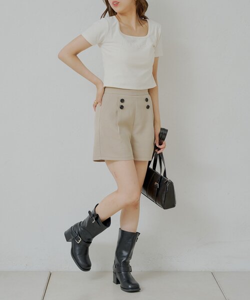 Chico（チコ）の「サイドボタンデザインショートパンツ（その他パンツ・レディース・ベージュ/ブラック系その他2/グレー・FREE）」の12枚目の写真