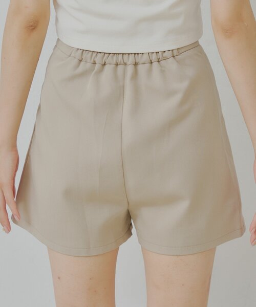 Chico（チコ）の「サイドボタンデザインショートパンツ（その他パンツ・レディース・ベージュ/ブラック系その他2/グレー・FREE）」の15枚目の写真