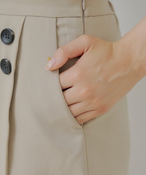 Chico（チコ）の「サイドボタンデザインショートパンツ（その他パンツ・レディース・ベージュ/ブラック系その他2/グレー・FREE）」の18枚目の写真