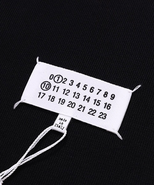 Maison Margiela（メゾンマルジェラ）の「Maison Margiela / メゾン マルジェラ：SCARF：S51TE0103-M13057[RIP]（バンダナ/スカーフ・メンズ・ブラック・L）」の4枚目の写真