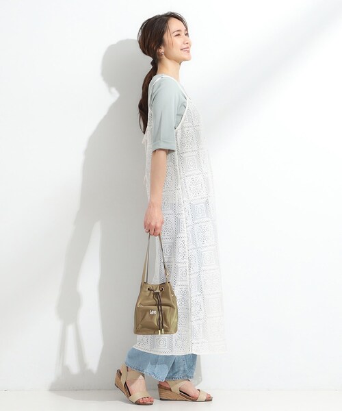 Lee(リー)の「【Lee別注/撥水】巾着ショルダーバッグ(ショルダーバッグ・レディース・ブラウン系8/ピンク系その他/ブラック/ベージュ/グリーン系その他5/アイボリー系7/チャコールグレー・00)」の21枚目の写真