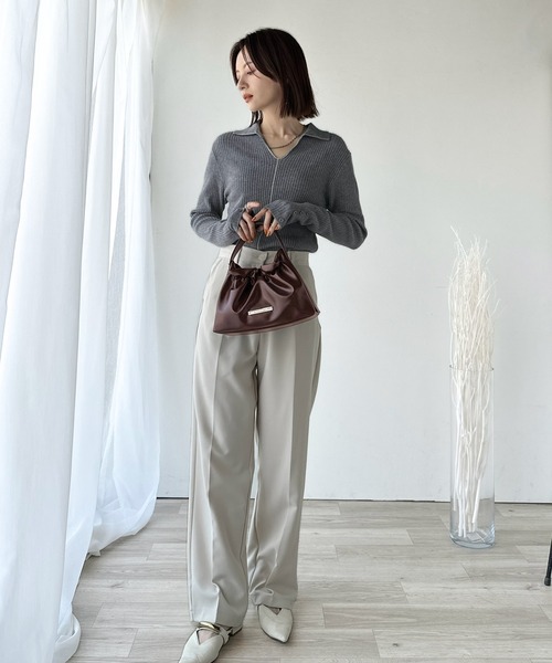 classicalelf（クラシカルエルフ）の「シックな艶めき、大人の余裕。フェイクレザーフリルギャザーハンドバッグ（ハンドバッグ・レディース・ブラック/ブラウン・ONE SIZE）」の10枚目の写真