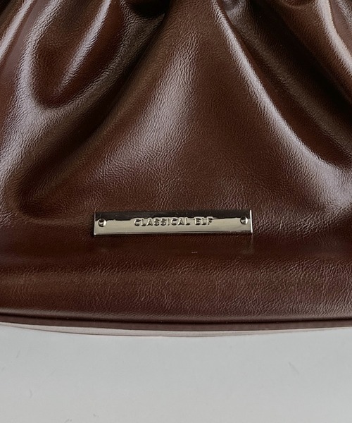 classicalelf（クラシカルエルフ）の「シックな艶めき、大人の余裕。フェイクレザーフリルギャザーハンドバッグ（ハンドバッグ・レディース・ブラック/ブラウン・ONE SIZE）」の14枚目の写真