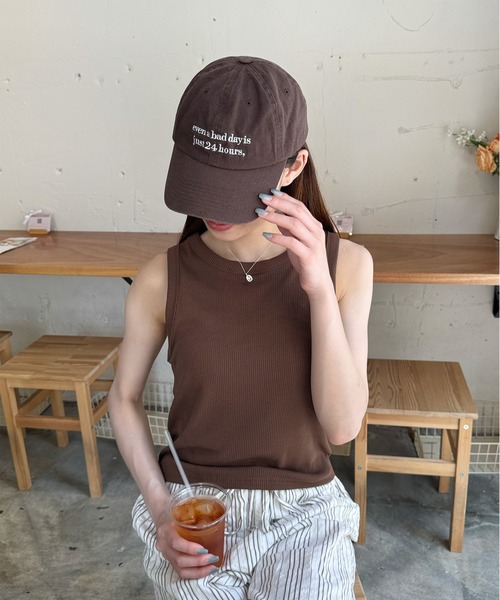 LE MORE（リモア）の「シンプルリブタンク（タンクトップ・レディース・グレー/アイボリー/ブラック/レッド/ブラウン・FREE）」の11枚目の写真