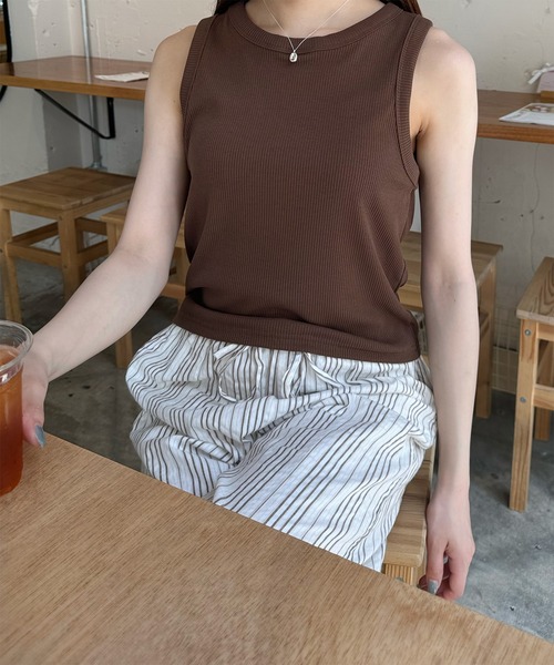 LE MORE（リモア）の「シンプルリブタンク（タンクトップ・レディース・グレー/アイボリー/ブラック/レッド/ブラウン・FREE）」の12枚目の写真