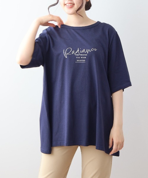 MB mint breeze(エムビーミントブリーズ)の「【L~5L 大きいサイズ】フレアロゴTシャツカットソー 半袖 春夏(Tシャツ/カットソー・レディース・ラベンダー/オフホワイト/ネイビー・4L/5L/LL/3L)」の2枚目の写真