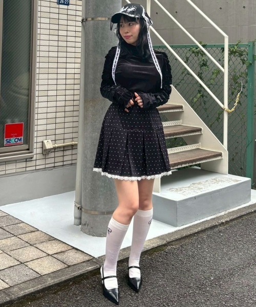 Candy Stripper（キャンディストリッパー）の「DOLLY RIBBON VELOUR トップス（Tシャツ/カットソー・レディース・スモークピンク/ブラック/オフホワイト/チャコール・FREE）」の12枚目の写真