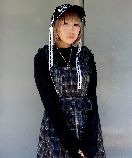 Candy Stripper（キャンディストリッパー）の「DOLLY RIBBON VELOUR トップス（Tシャツ/カットソー・レディース・スモークピンク/ブラック/オフホワイト/チャコール・FREE）」の13枚目の写真