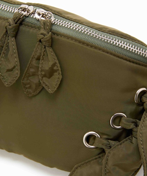 Casselini（キャセリーニ）の「Casselini(キャセリーニ)リボンウエストポーチ（ボディバッグ/ウエストポーチ・レディース・カーキ/レッド/シルバー/ブラック・FREE）」の14枚目の写真