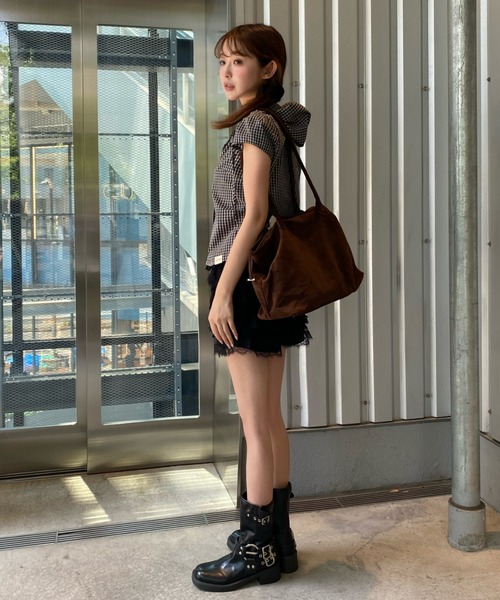 RAY CASSIN（レイカズン）の「フードチェックコンパクトシャツ（シャツ/ブラウス・レディース・ベージュ系その他2/ブラック系その他2/ブルー系その他2・FREE）」の6枚目の写真