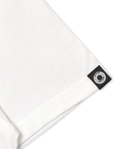 EXAMPLE(エグザンプル)の「EXAMPLE SHIELD LOGO S/S TEE(Tシャツ/カットソー・メンズ・ホワイト×ブルー/ホワイト×レッド/ブラック系その他2/ブラック系その他・M/L/XL/XXL)」の10枚目の写真