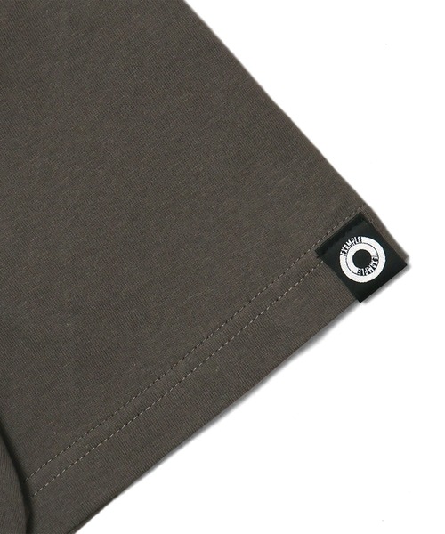 EXAMPLE(エグザンプル)の「EXAMPLE SHIELD LOGO S/S TEE(Tシャツ/カットソー・メンズ・ホワイト×ブルー/ホワイト×レッド/ブラック系その他2/ブラック系その他・M/L/XL/XXL)」の18枚目の写真