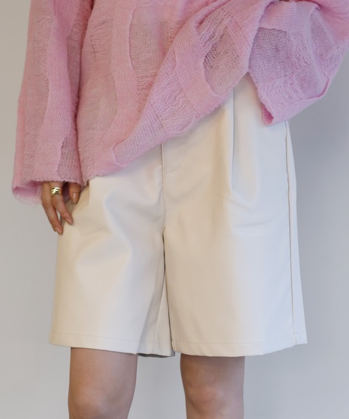 shetila(シェティラ)の「【選べる3素材】美脚見え、大人顔ハーフパンツ ポケット付き(その他パンツ・レディース・ブラック/キナリ/ベージュ/ブラック系2/グレー系2/ブラウン系1/ブラウン系2/ブラック系1/グレー系1/ベージュ系2/アイボリー系1/グレー系3/アイボリー系2/ブラック系3/ベージュ系1/ブラウン系3/ブラック系4/ベージュ系3・FREE)」の17枚目の写真