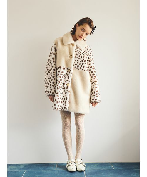 あ*様 【新品】FUR FUR パッチワークエコファーミドルコート SAX フリ セール】パッチワークエコファーミドルコート（ステンカラーコート