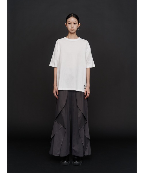 UN3D.(アンスリード)の「BACK LOGO PRINT T-SH / バックロゴプリントTシャツ(Tシャツ/カットソー・レディース・ホワイト/ブラック・FREE)」の18枚目の写真