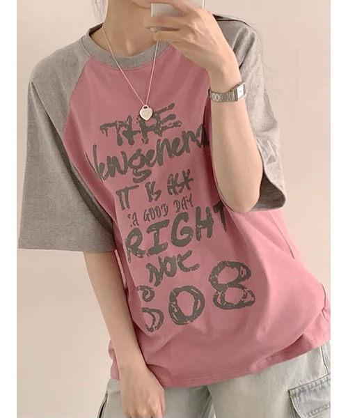 VIVID LADY(ビビッドレディー)の「フロントプリント ラグラン半袖Tシャツ(Tシャツ/カットソー・レディース・ブラック/オリーブ/ピンク/オートミール・FREE)」の15枚目の写真