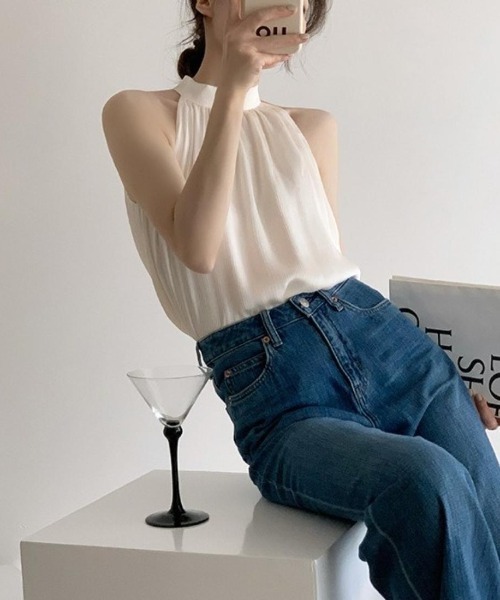maison de LATIR(メゾンドラティール)の「夏服 コーデに映える、かっこよい私。抜け感で魅せる、大人 ノースリーブ 。(タンクトップ・レディース・ホワイト/ブラック・FREE)」の9枚目の写真