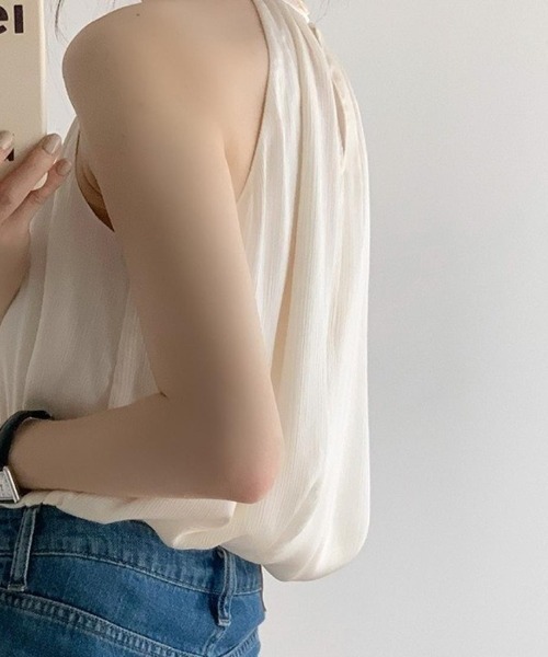 maison de LATIR(メゾンドラティール)の「夏服 コーデに映える、かっこよい私。抜け感で魅せる、大人 ノースリーブ 。(タンクトップ・レディース・ホワイト/ブラック・FREE)」の10枚目の写真