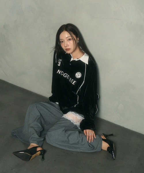 ANDGEEBEE(アンジービー)の「UNISEX パイピングユニフォームトップス(その他トップス・レディース・ブラック/アイボリー・FREE)」の6枚目の写真